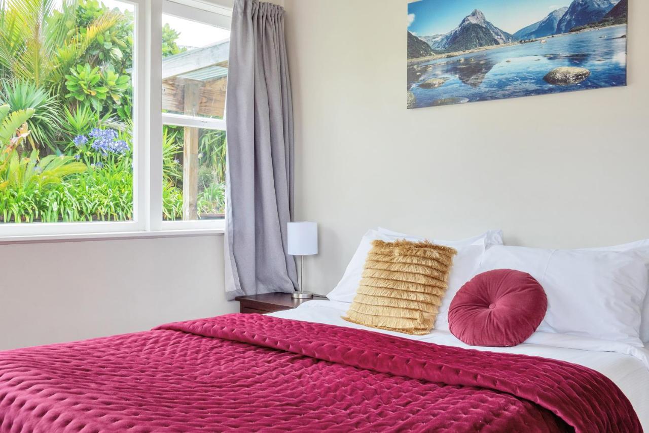 Sunny & Cozy Home Near Western Springs Auckland Bagian luar foto