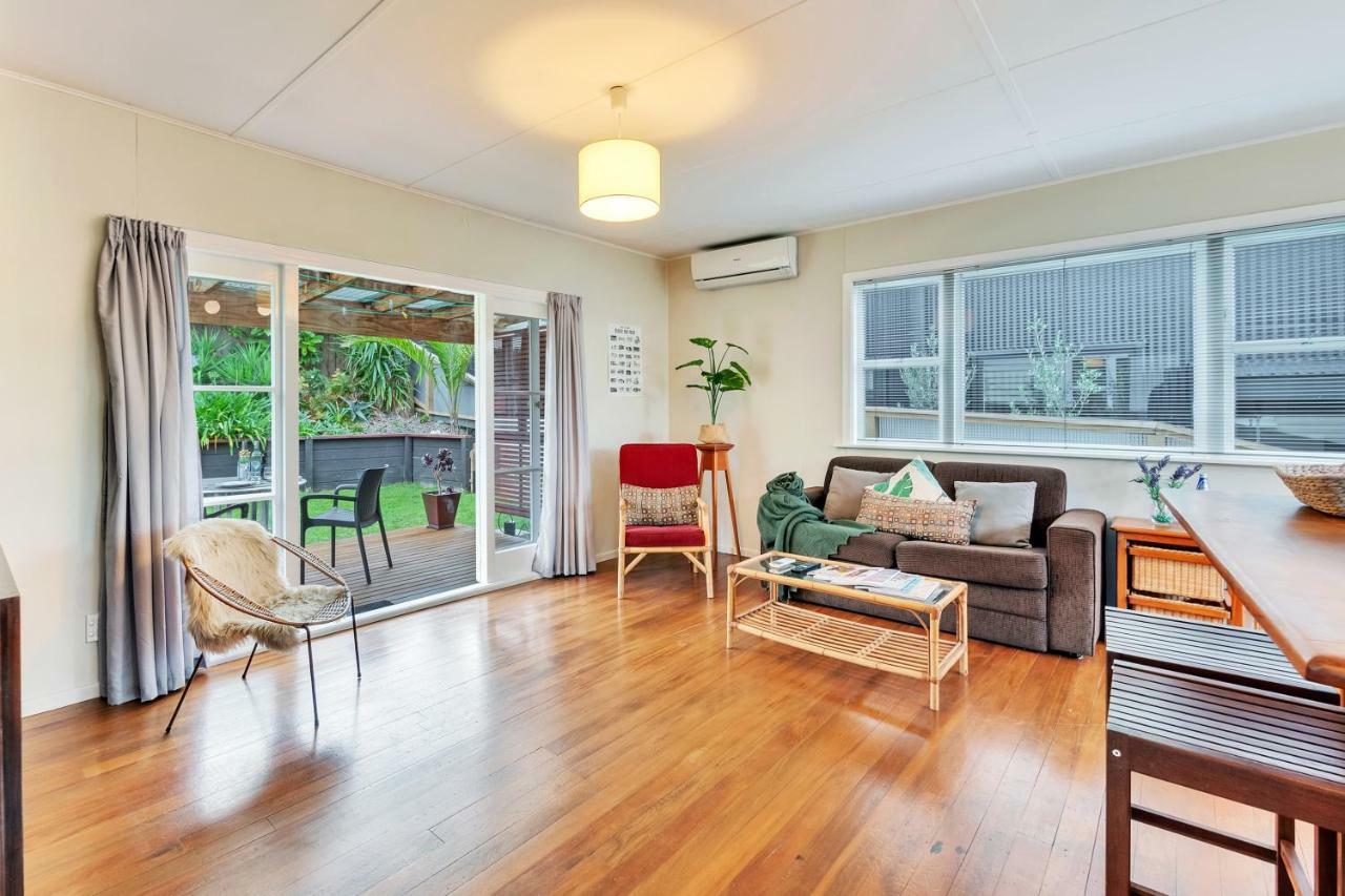 Sunny & Cozy Home Near Western Springs Auckland Bagian luar foto