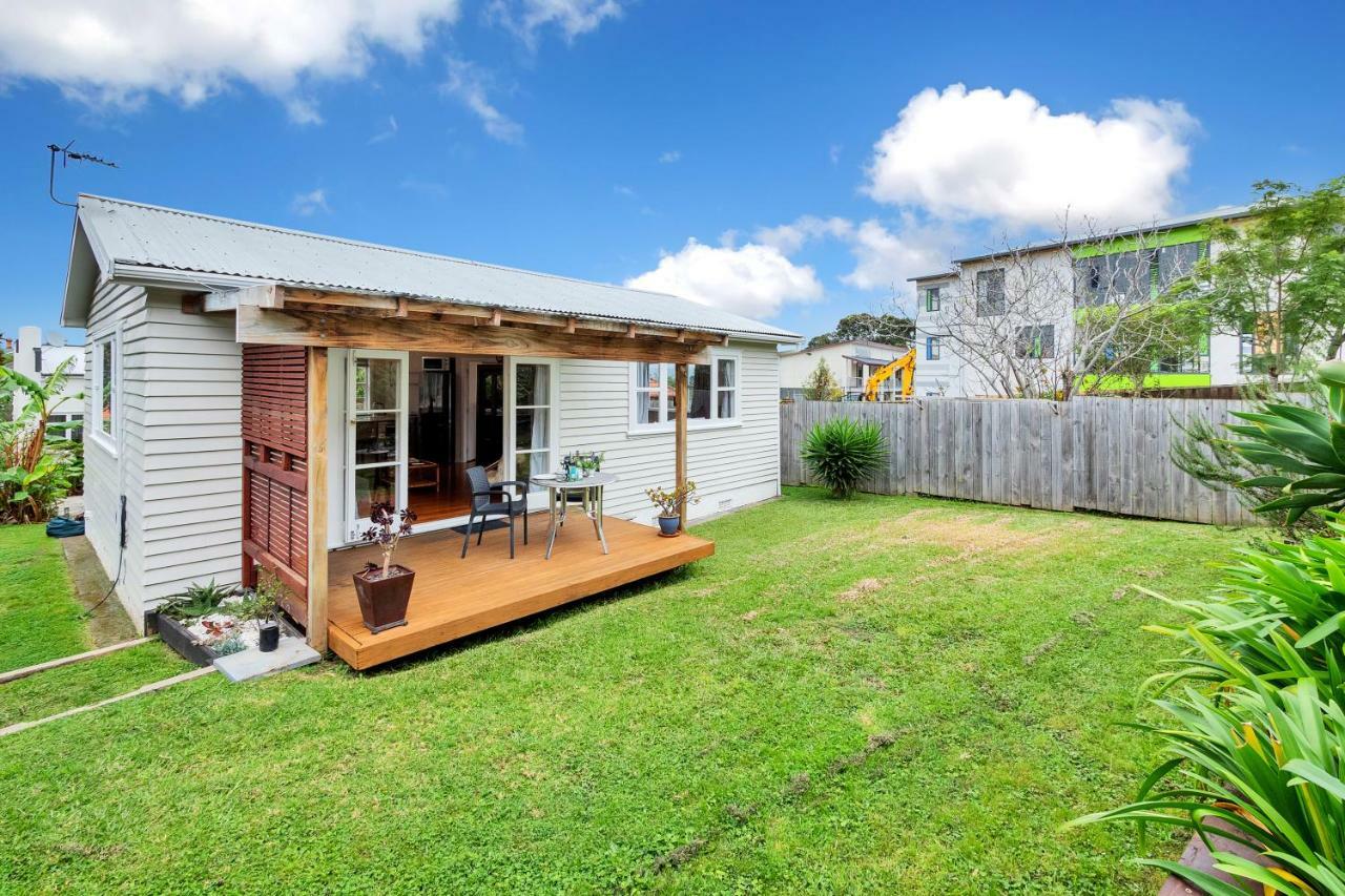 Sunny & Cozy Home Near Western Springs Auckland Bagian luar foto